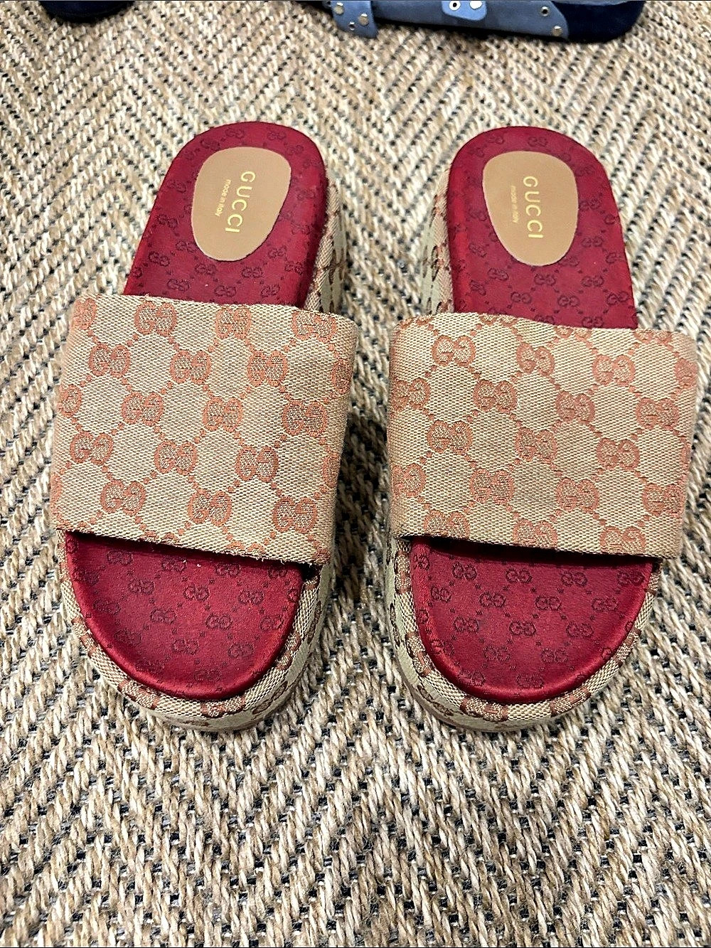 Gucci GG Supreme Platform Slide Sandal Dark Red Beige & Red EU 39